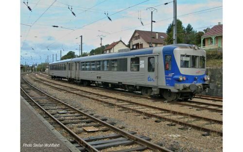 Jouef HJ2612 SNCF Dieseltriebzug EAD X 4500 blau/silbrig Ep.IV